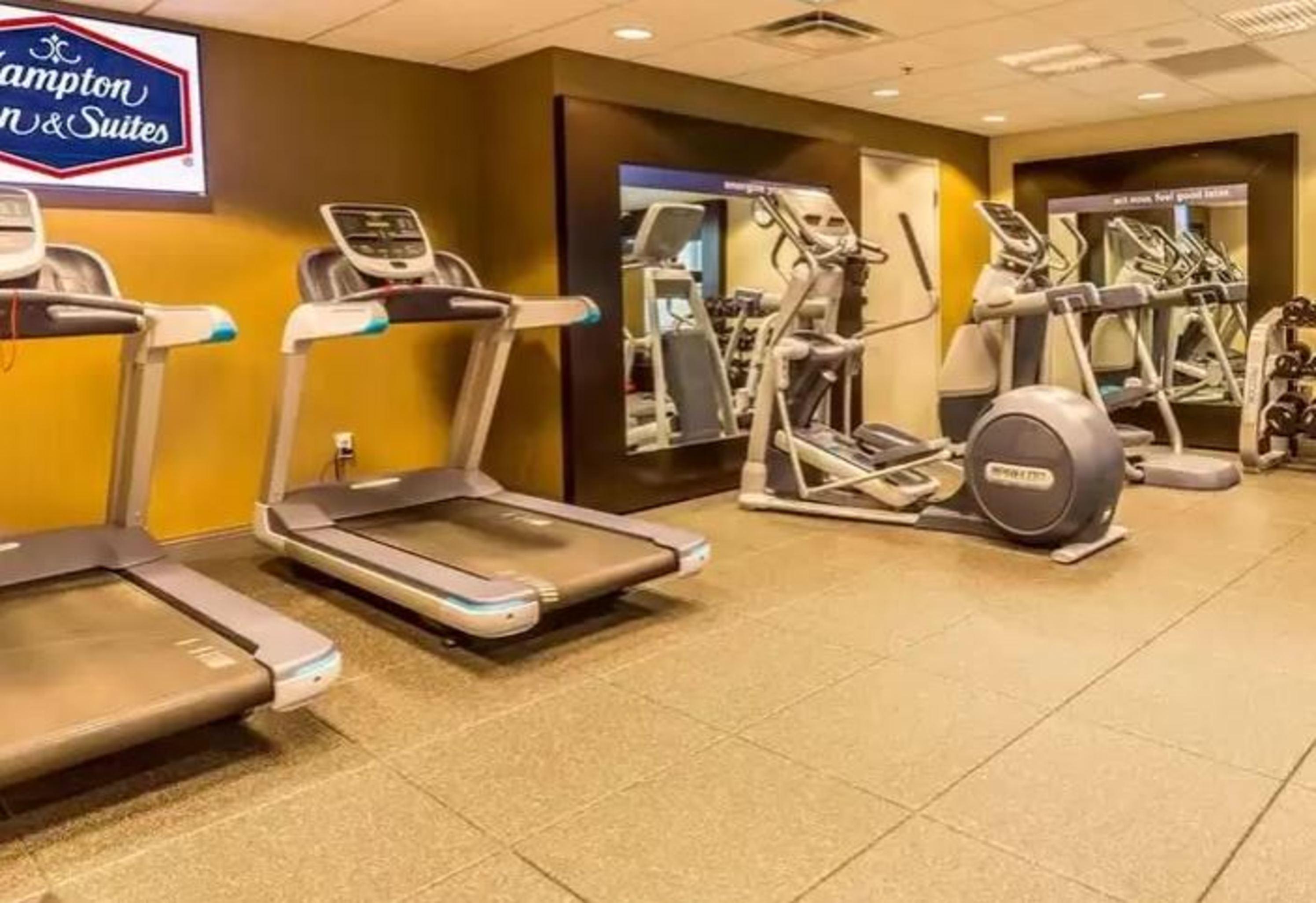 Hampton Inn & Suites Дублин Экстерьер фото